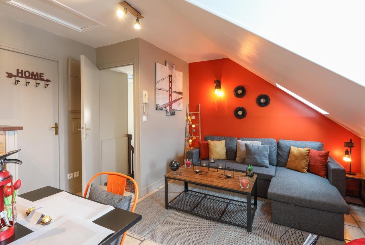 Style Industriel Aux Bords De La Loire Apartment บลัวส์ ภายนอก รูปภาพ